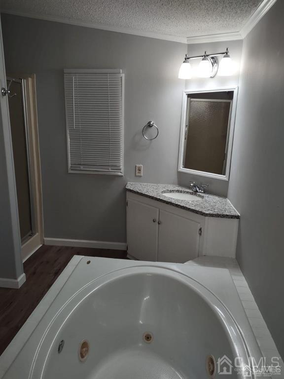 23 Twain, North Brunswick, NJ, 08902