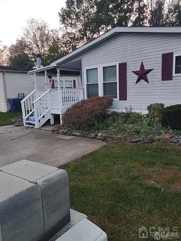 23 Twain, North Brunswick, NJ, 08902