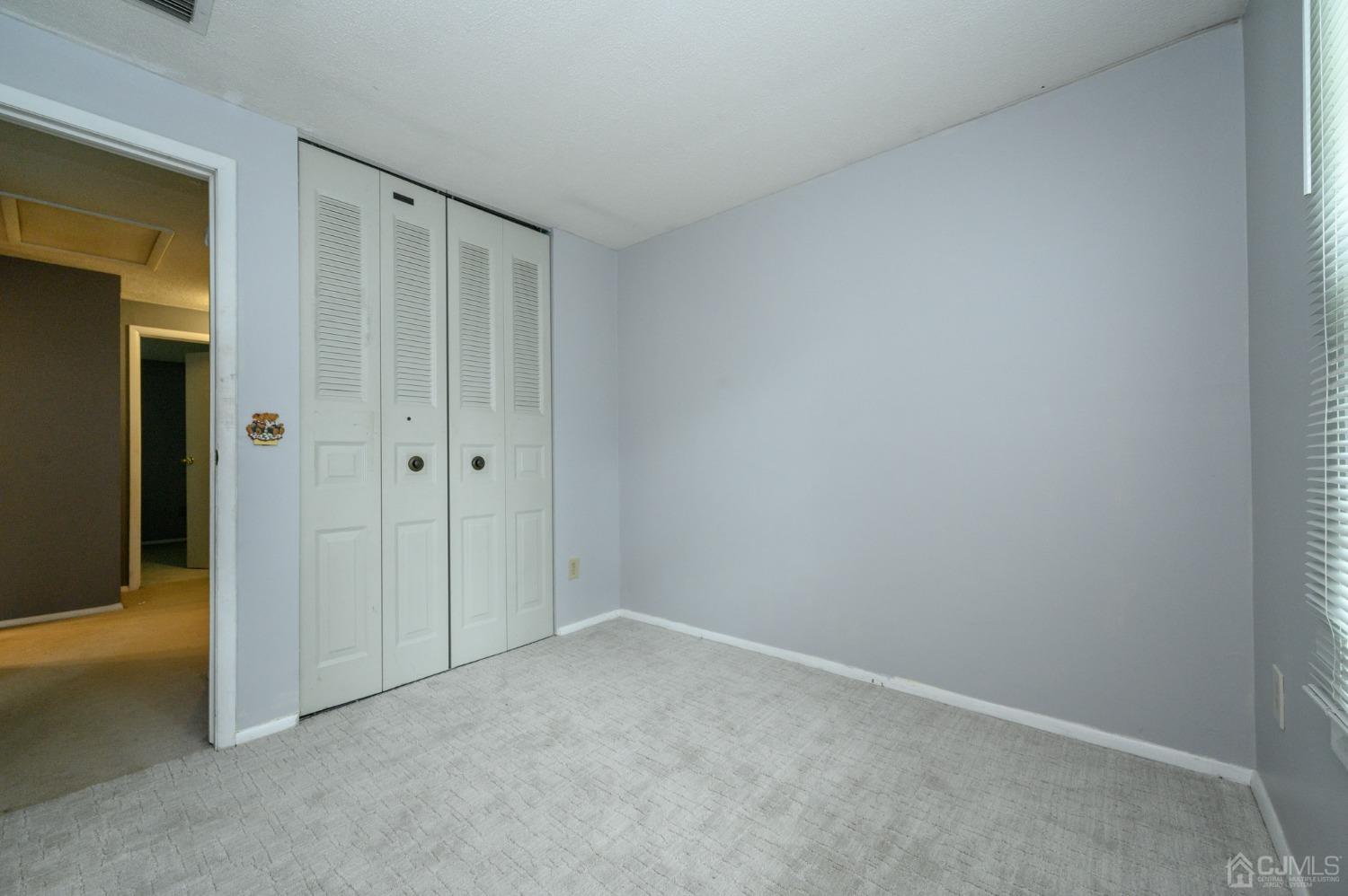 64-64 cottonwood, South Brunswick, NJ, 08852