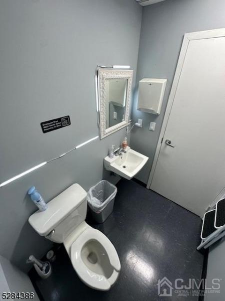 350 Bloomfield Avenue Bloomfield 07003 NJ photo