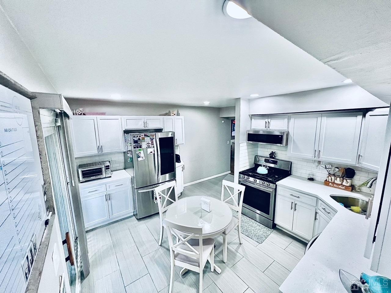 199-199 Evergreen UNIT 5B, Middlesex, NJ, 08837