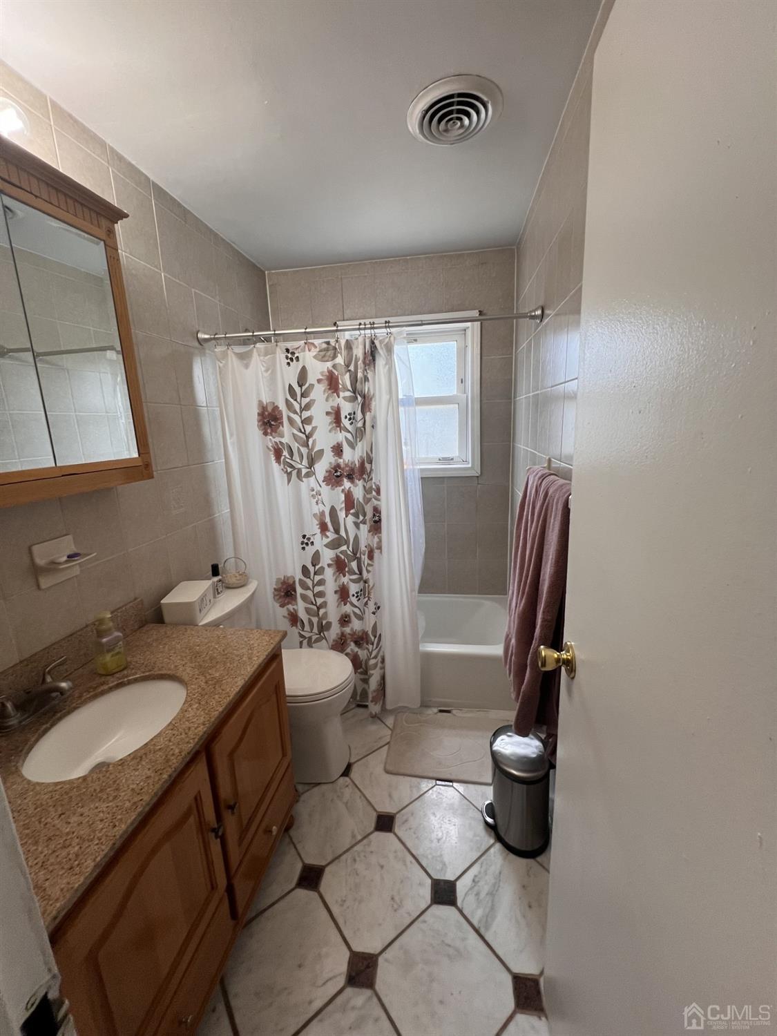 199-199 Evergreen UNIT 5B, Middlesex, NJ, 08837