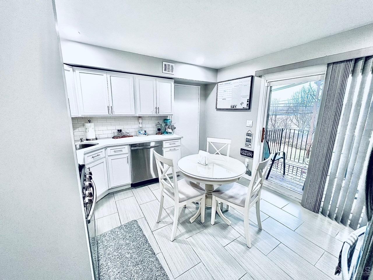 199-199 Evergreen UNIT 5B, Middlesex, NJ, 08837