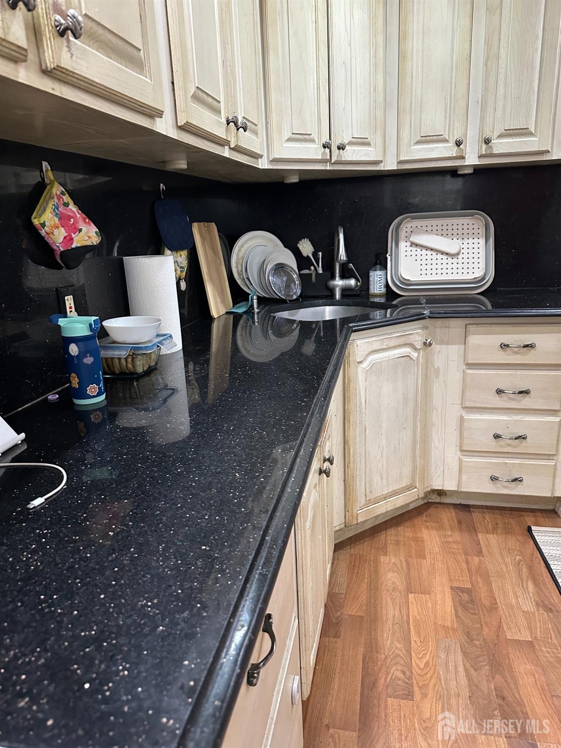 190 College, Edison, NJ, 08817