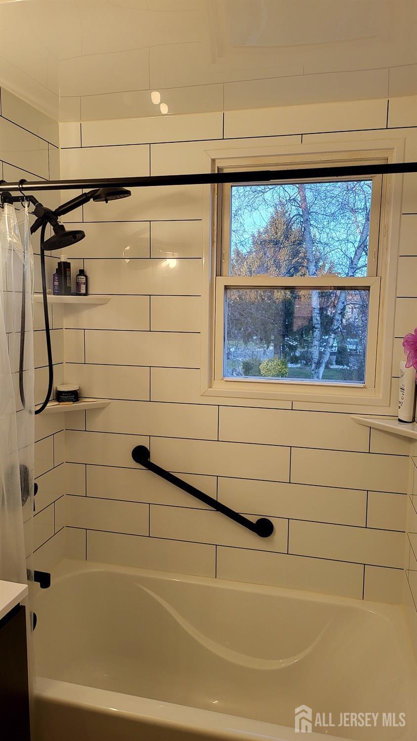 19 Belshaw, Eatontown, NJ, 07724