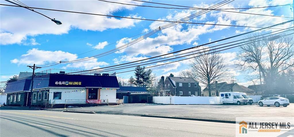 Homes for Sale in Edison, NJ