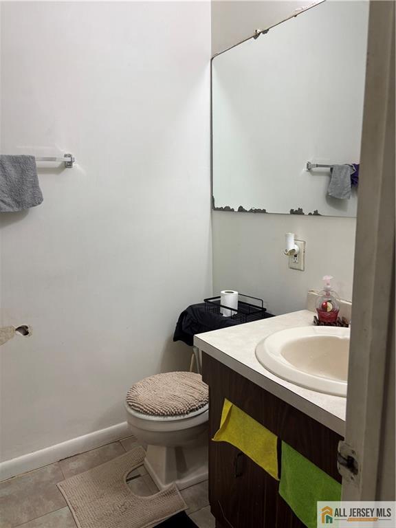 2004 Greenwood, Lindenwold, NJ, 08021