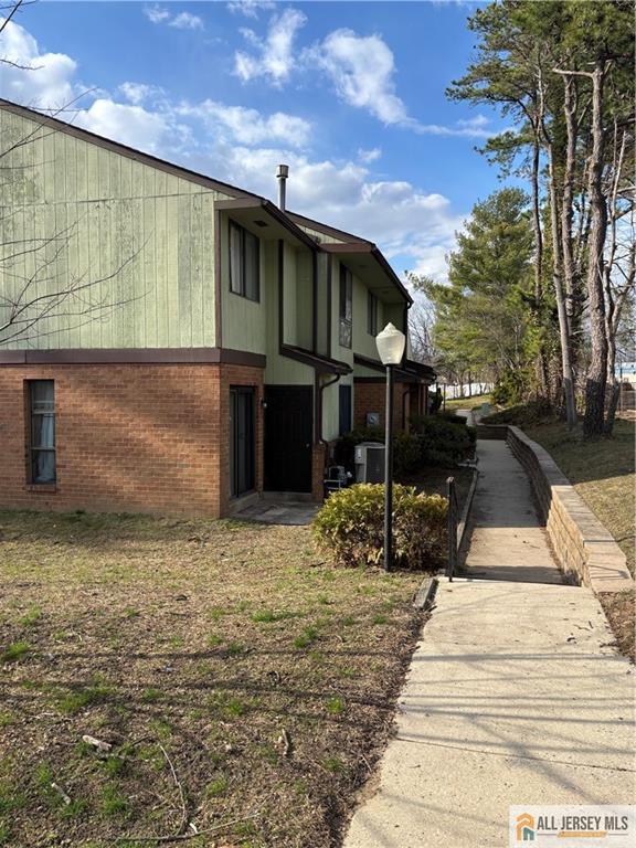 2004 Greenwood, Lindenwold, NJ, 08021