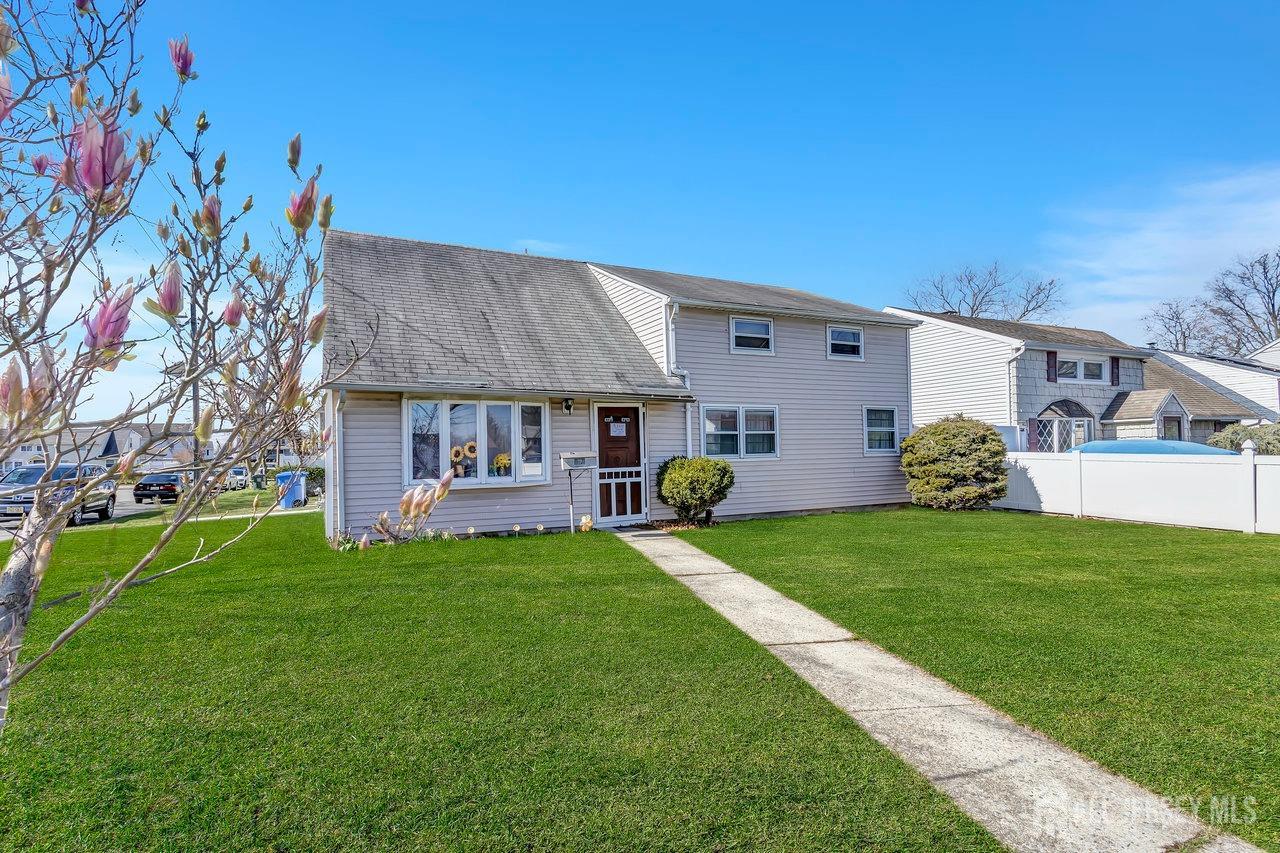 109 S Harrison, Iselin, NJ, 08830