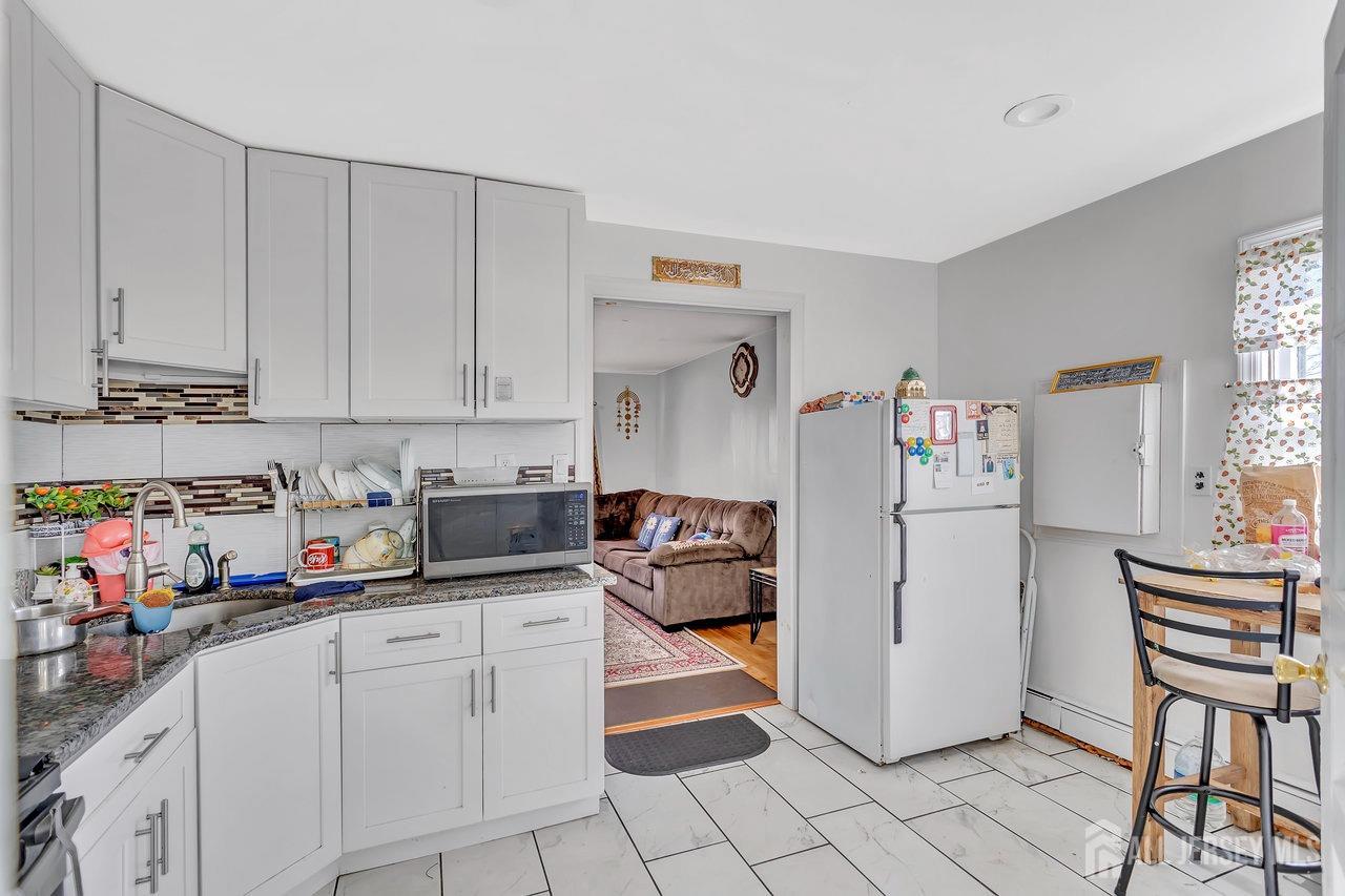 109 S Harrison, Iselin, NJ, 08830