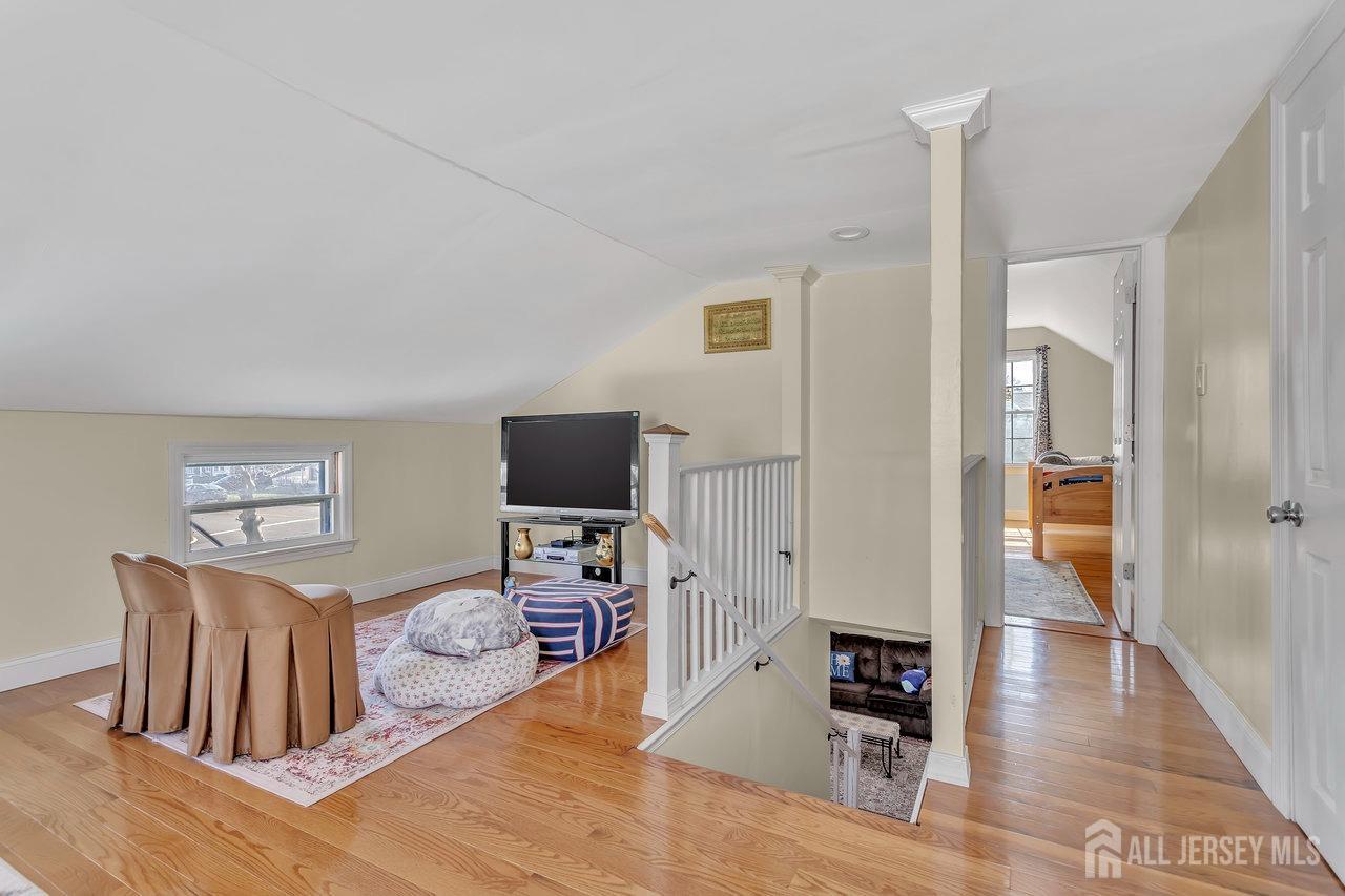 109 S Harrison, Iselin, NJ, 08830