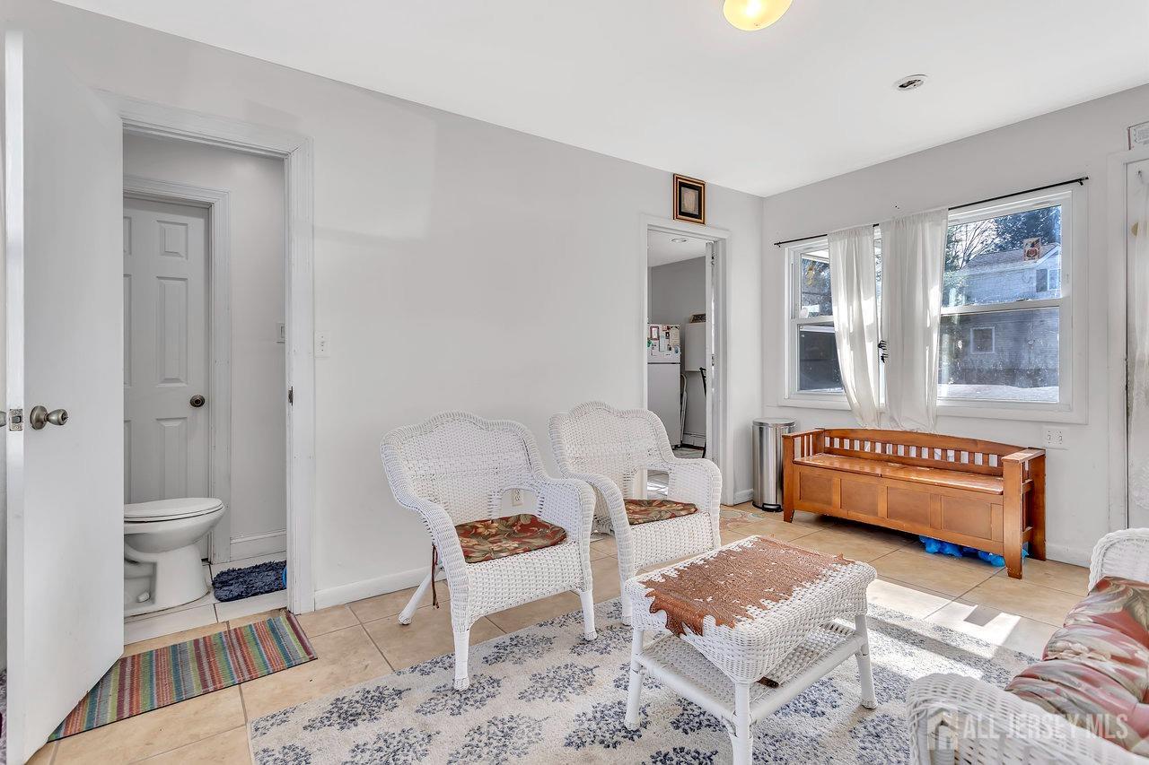 109 S Harrison, Iselin, NJ, 08830