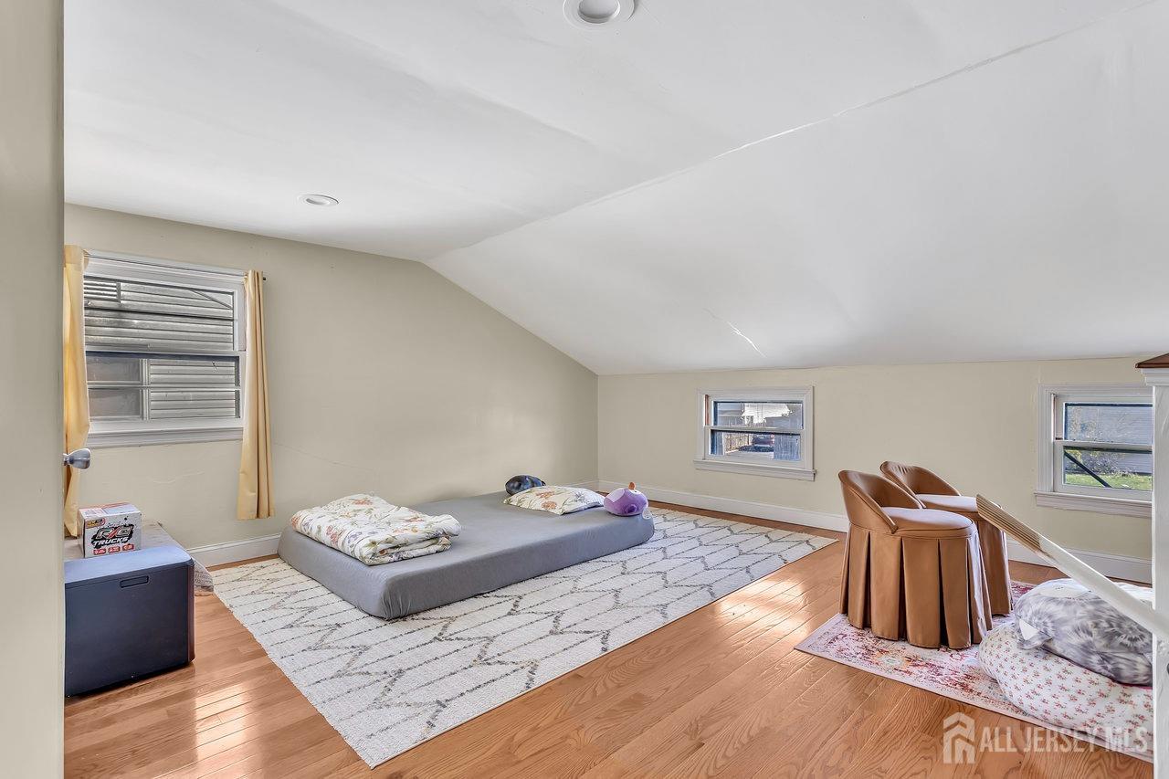 109 S Harrison, Iselin, NJ, 08830