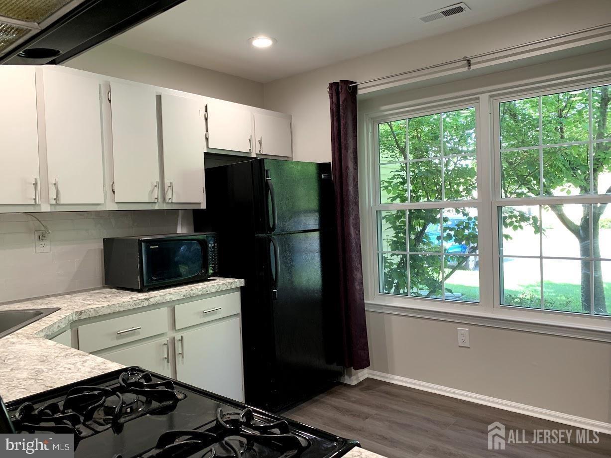 353 Constitution Circle, North Brunswick NJ 08902 - View 4