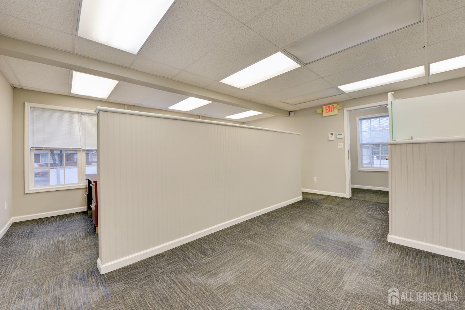 1462 roosevelt, Carteret, NJ, 07008