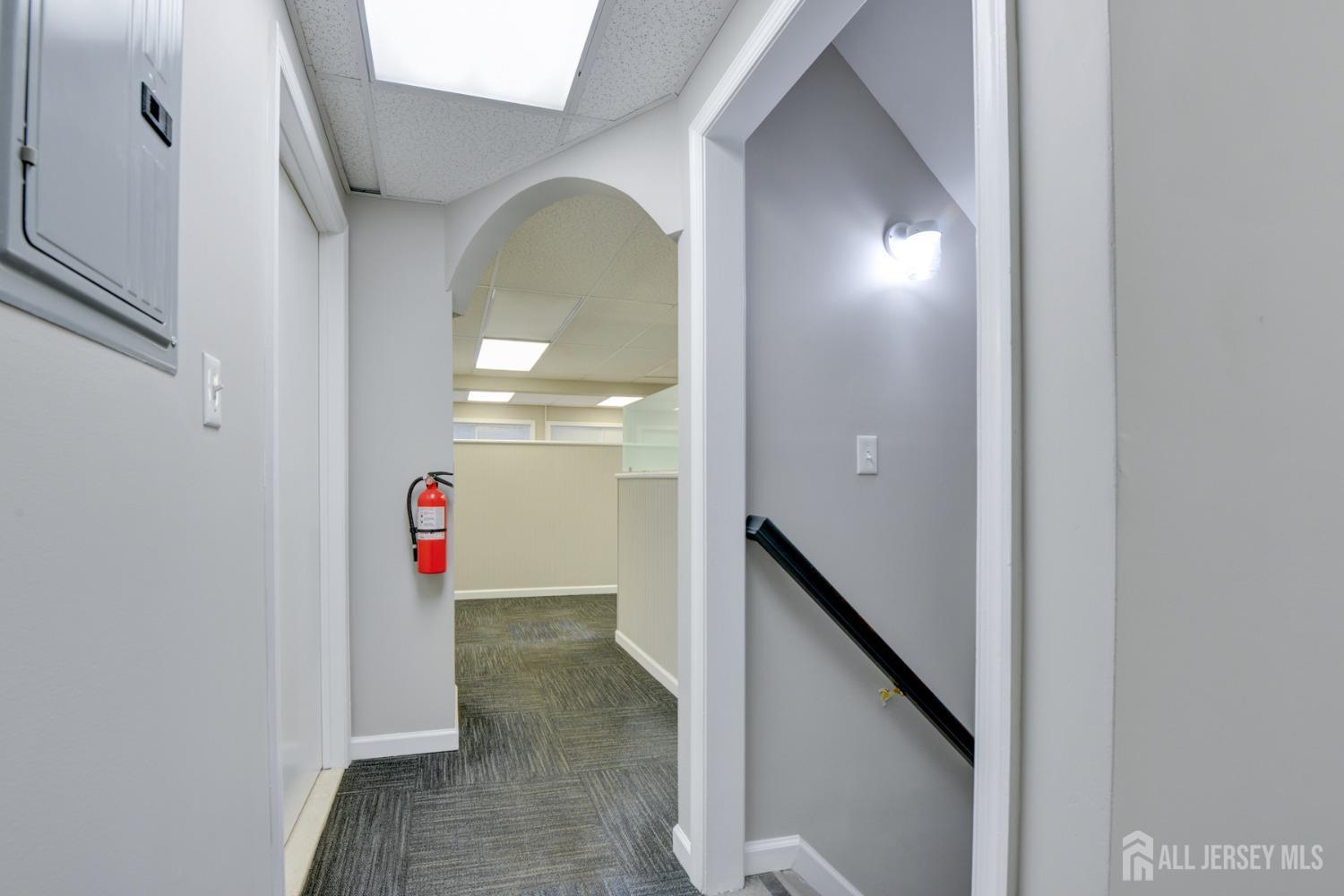 1462 roosevelt, Carteret, NJ, 07008