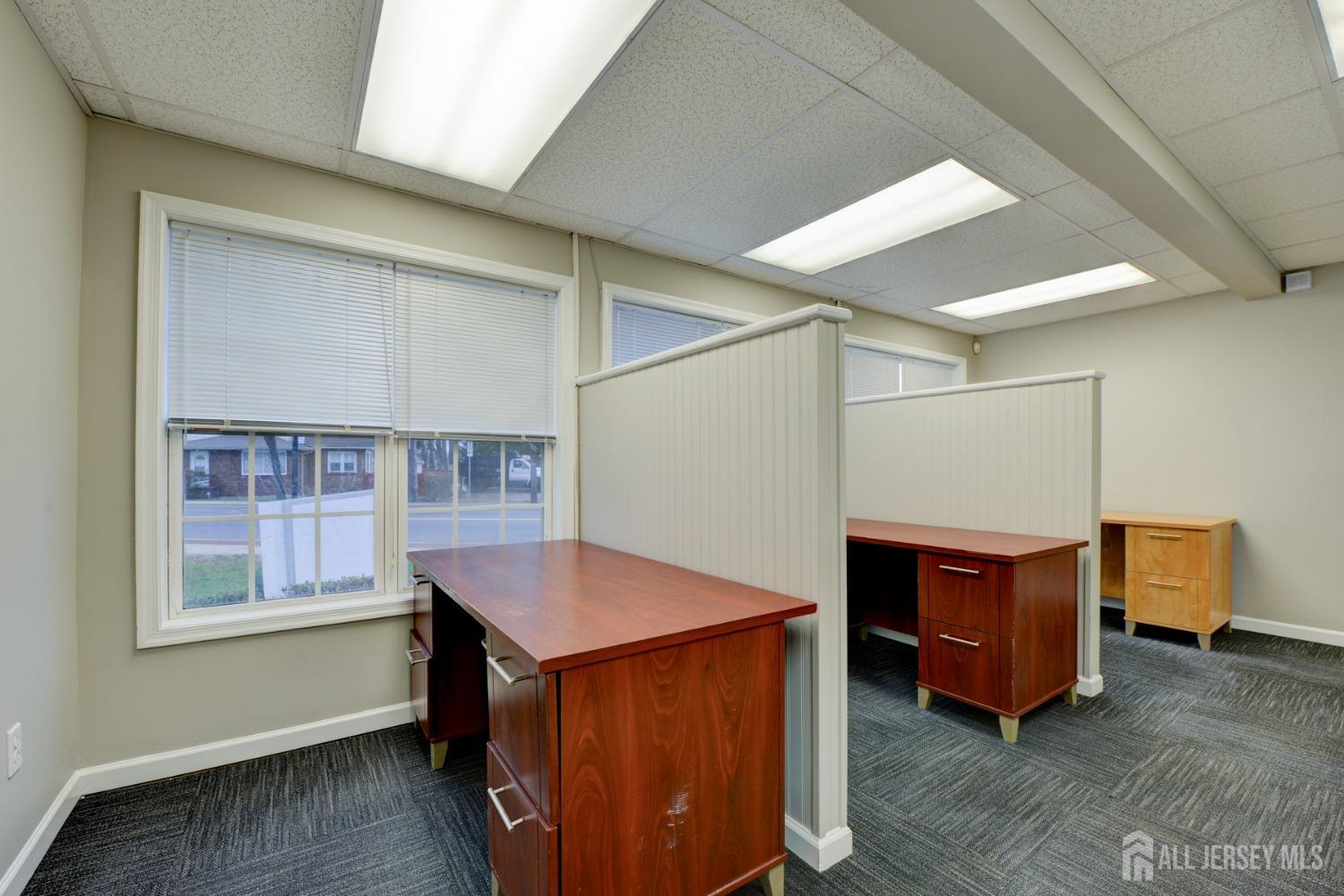 1462 roosevelt, Carteret, NJ, 07008