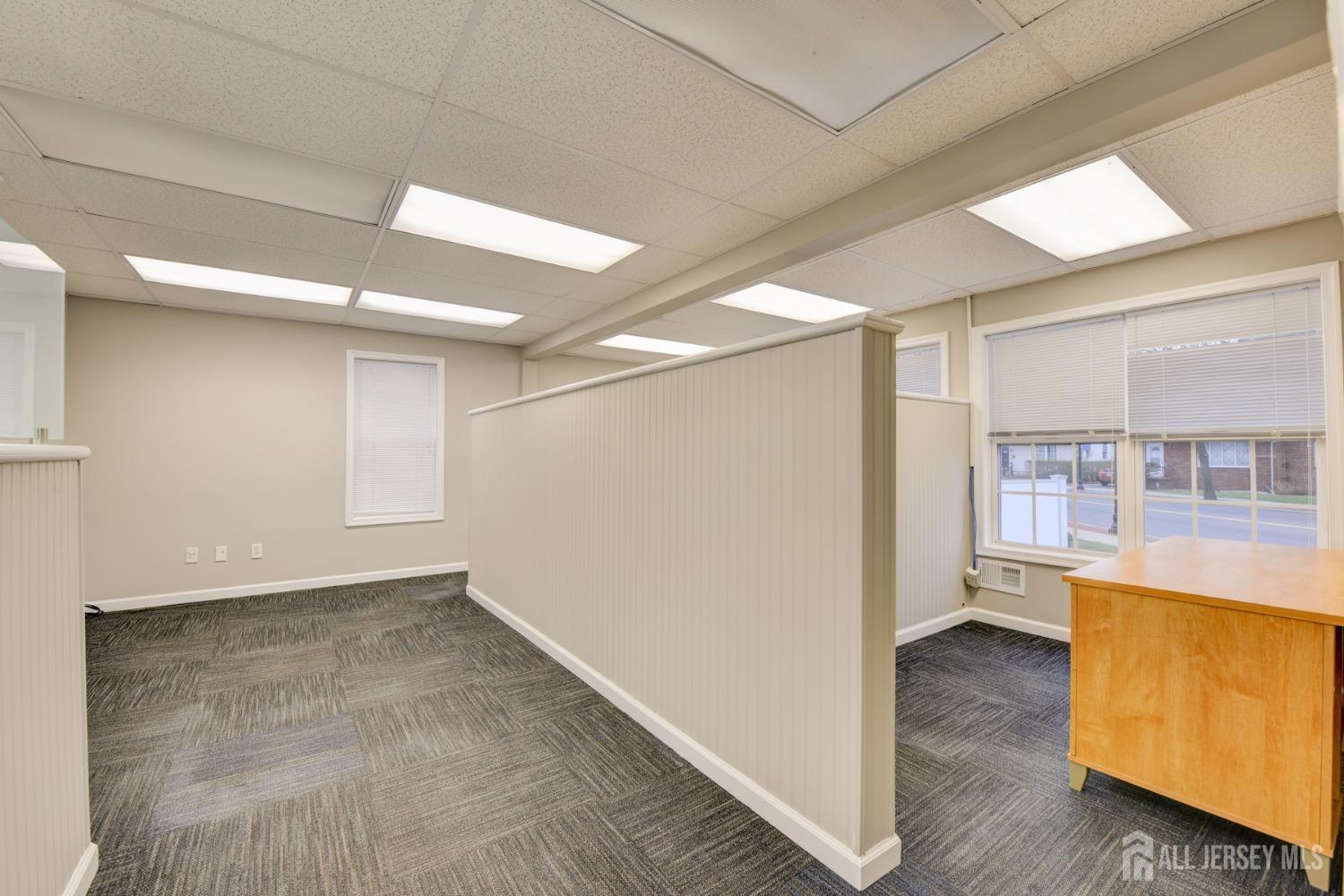 1462 roosevelt, Carteret, NJ, 07008