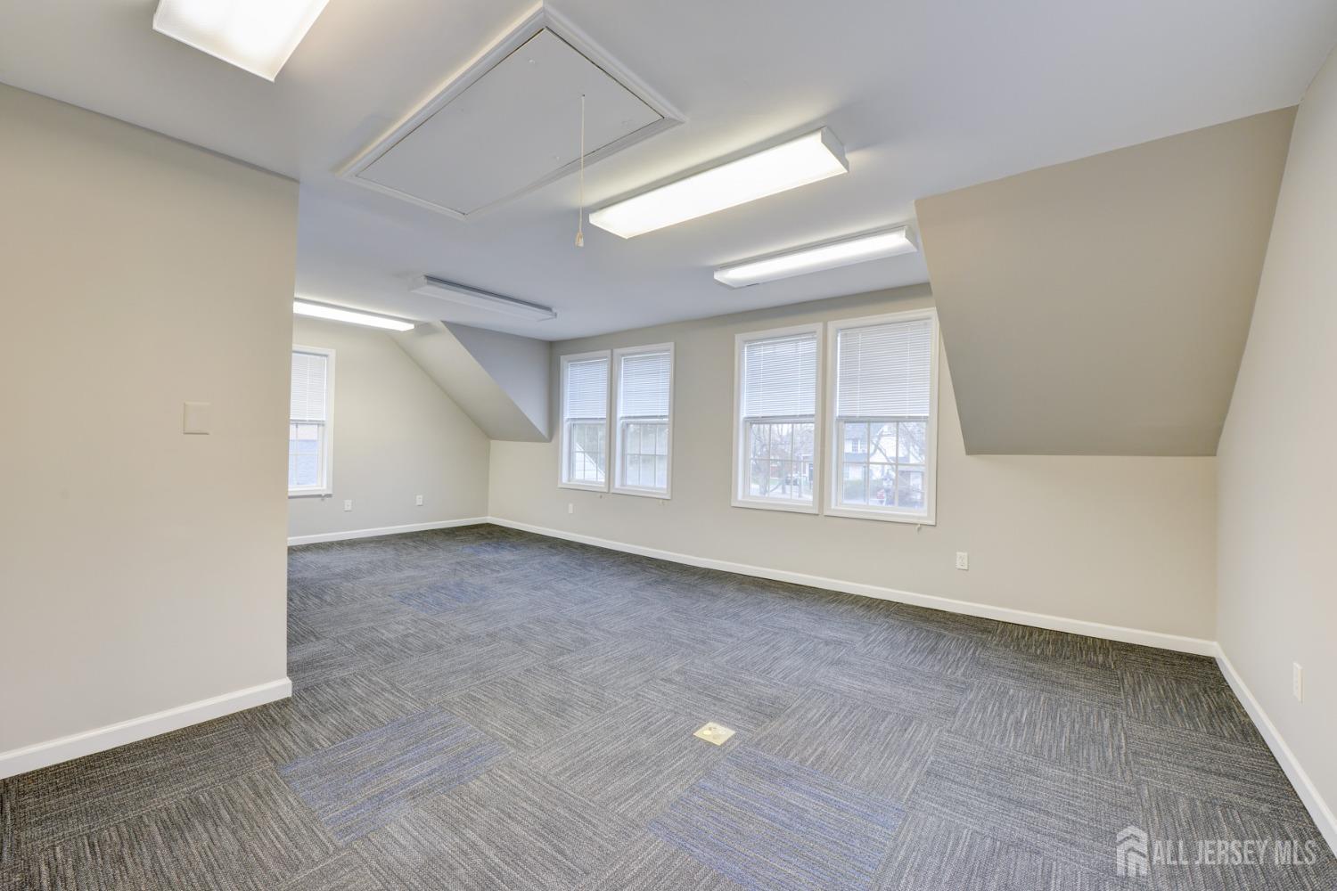 1462 roosevelt, Carteret, NJ, 07008