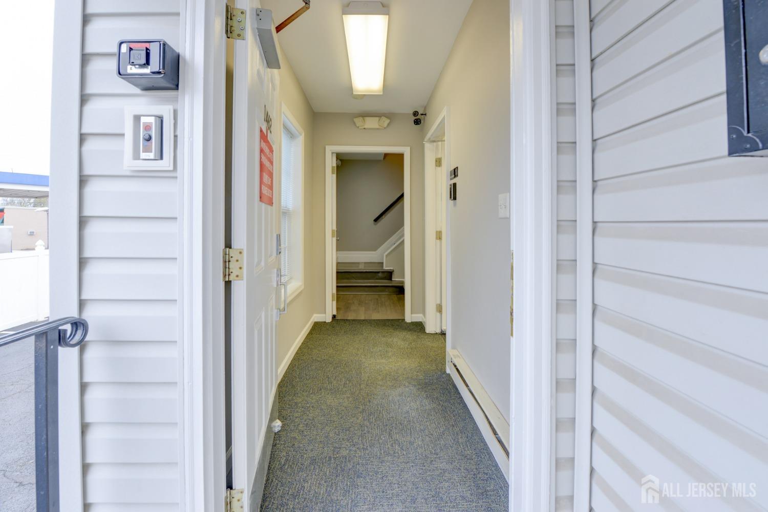 1462 roosevelt, Carteret, NJ, 07008