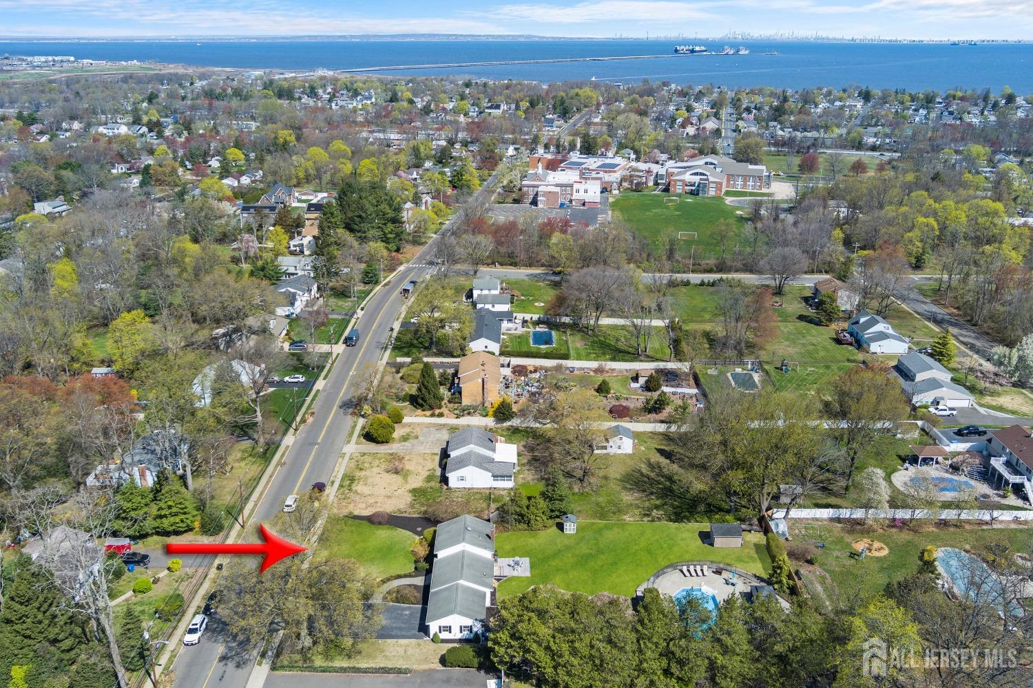 46 Hosford, Leonardo, NJ, 07737