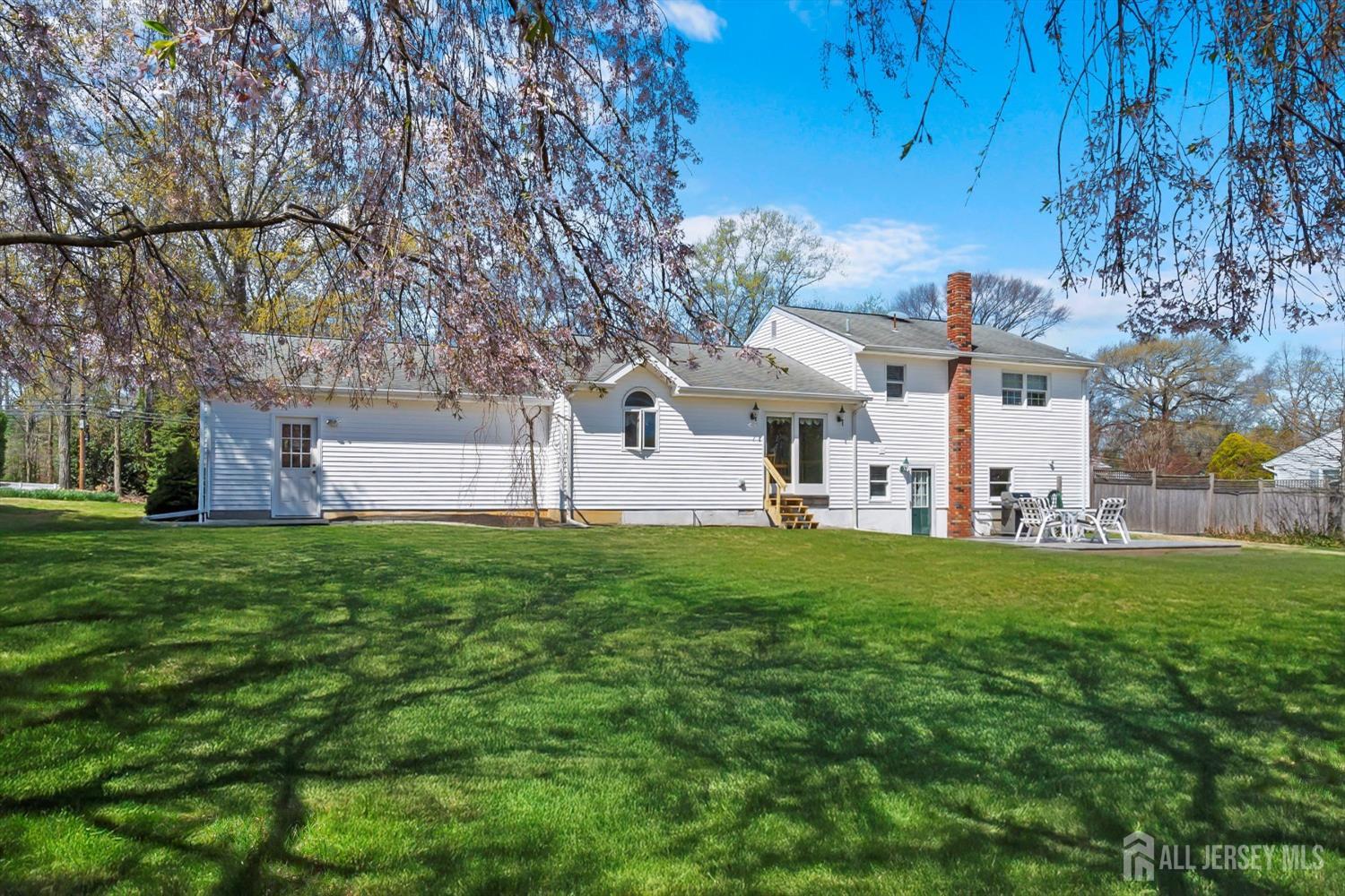 46 Hosford, Leonardo, NJ, 07737