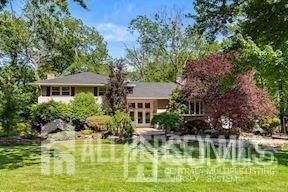 Homes for Sale in Colonia, NJ