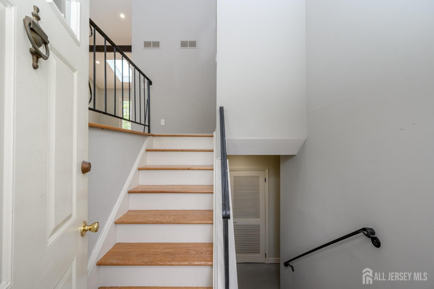 318 Sunnyside Terrace, Bridgewater NJ 08807 - View 3