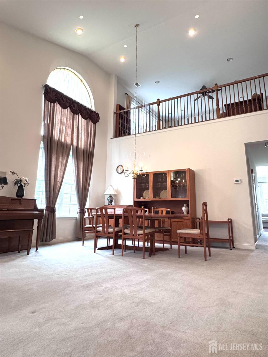 4 Pine Hill Court, South Brunswick NJ 08810 - View 5