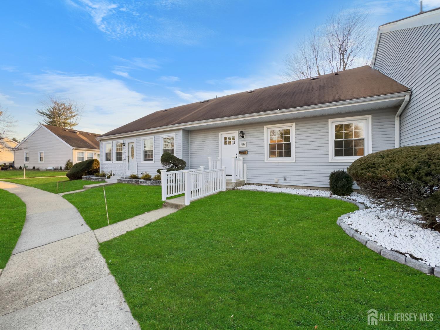164 Cours De Clemenceau, Freehold NJ 07728 - View 2