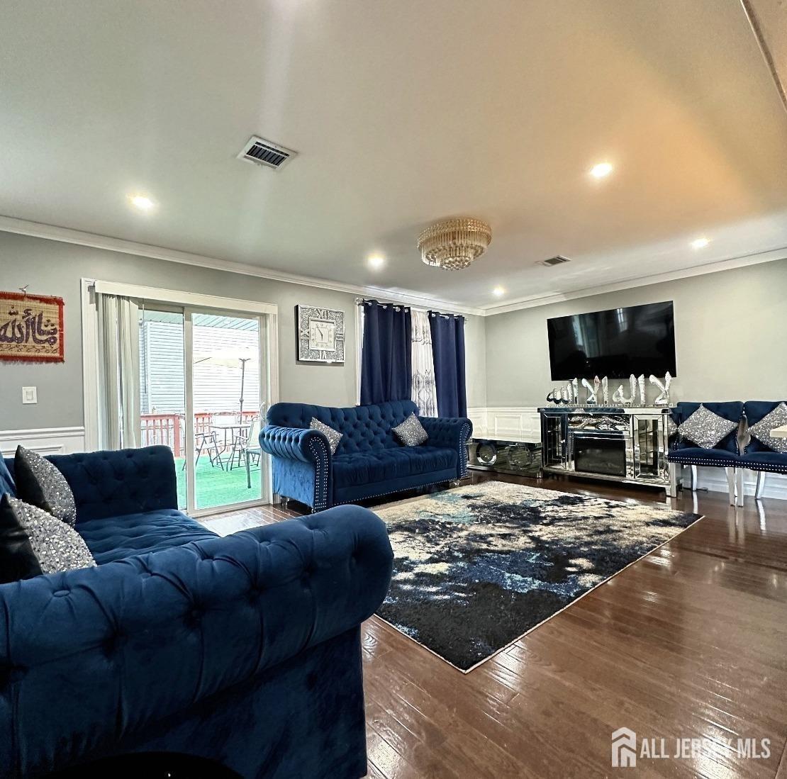 101 Van Buren Street, Woodbridge Proper NJ 07095 - View 3
