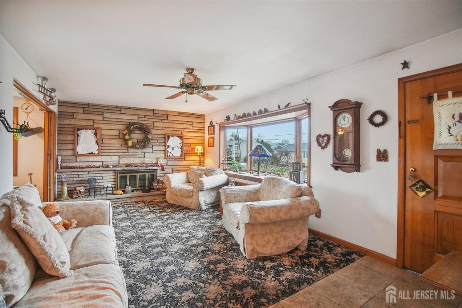 42 FREDERICK Street, Carteret NJ 07008 - View 3