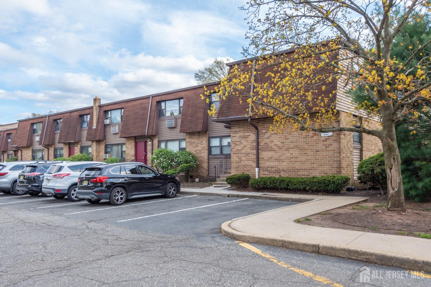 1133 livingston Avenue, North Brunswick NJ 08902 - View 4