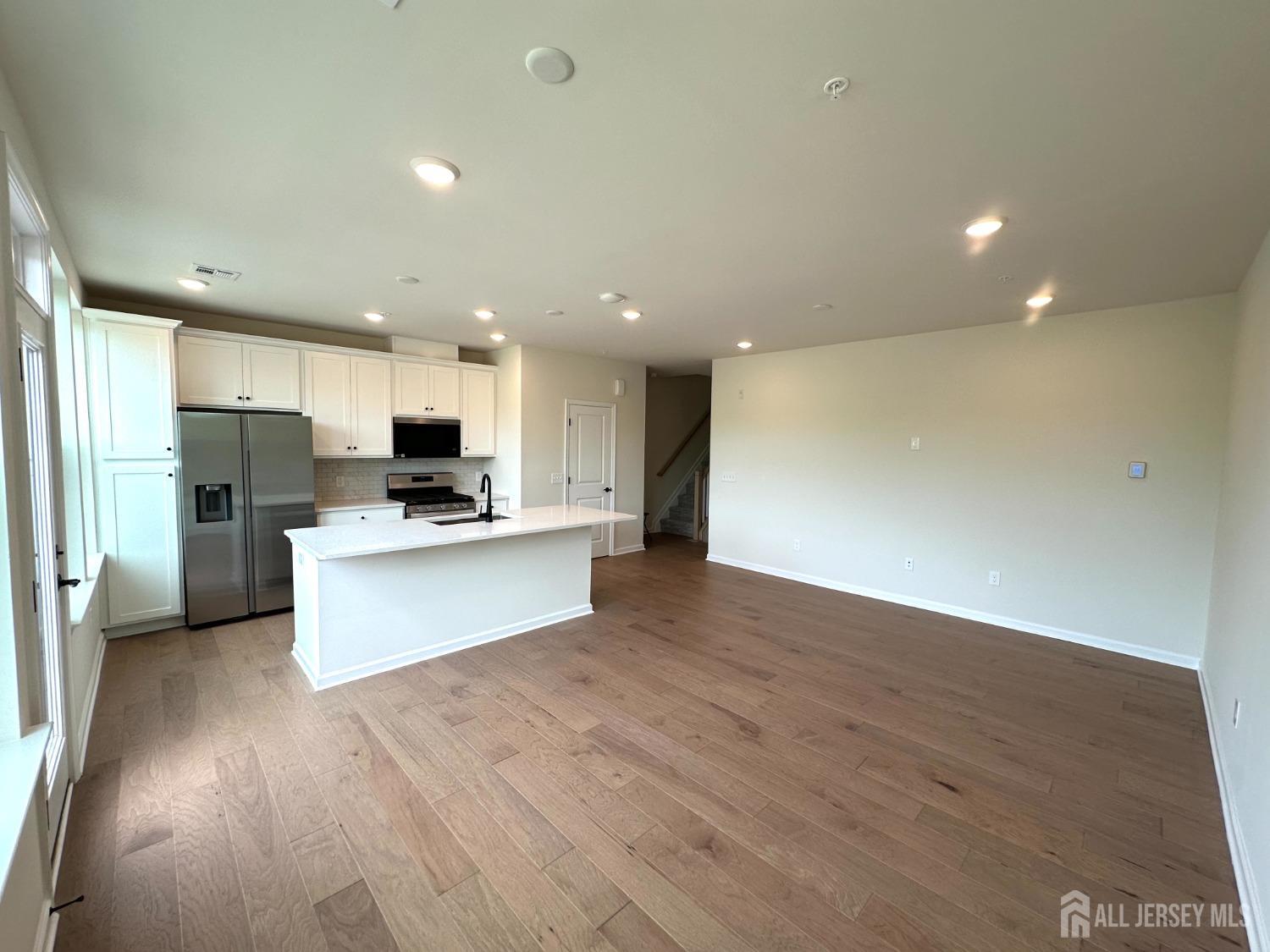 1416 Sadie Circle, New Brunswick NJ 08901 - View 3