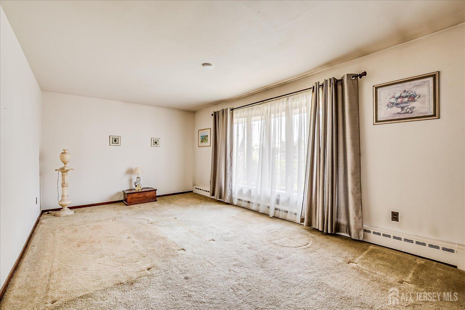 6 N Minnisink Avenue, Sayreville NJ 08859 - View 5