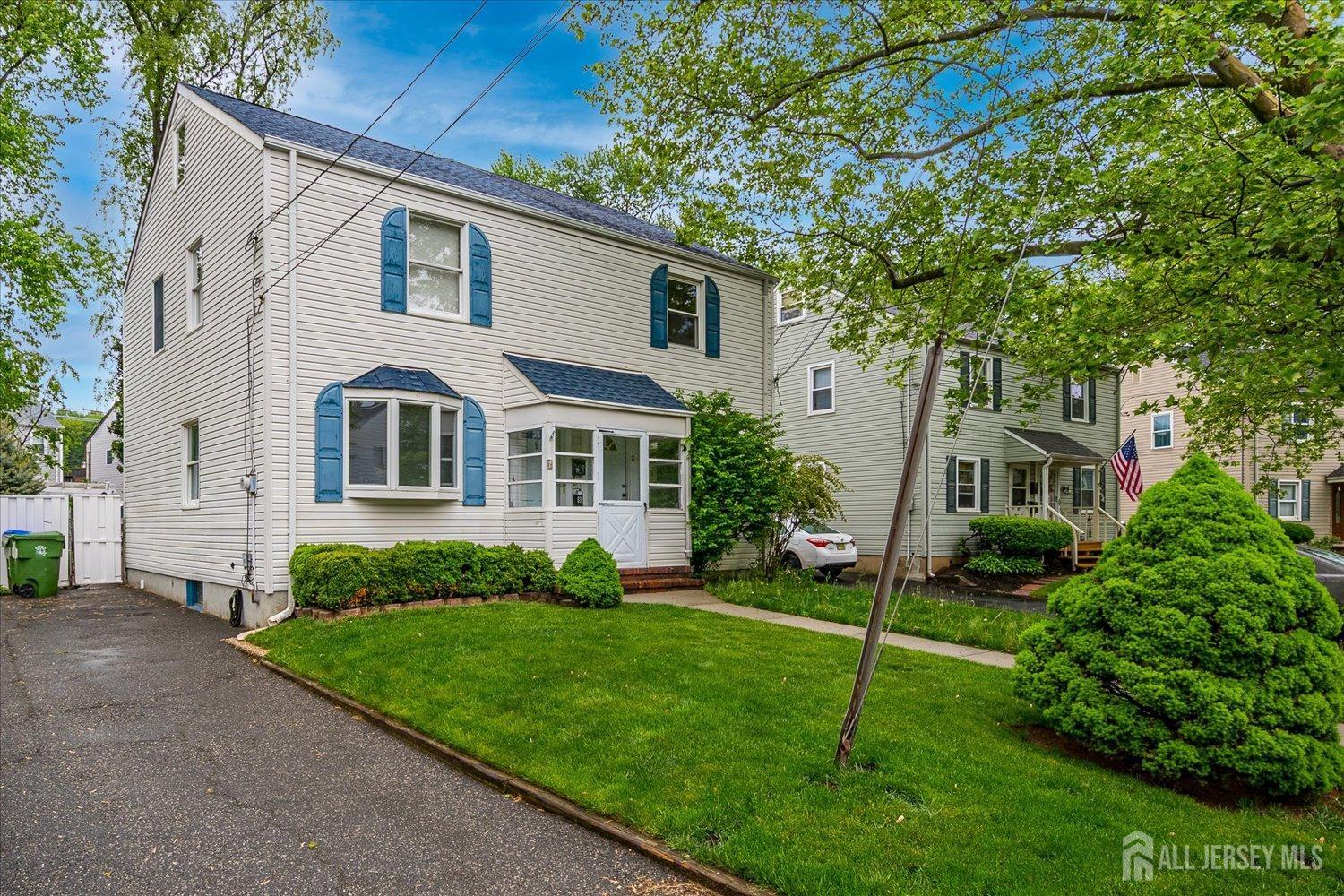 8 MacArthur Drive, Edison NJ 08837 - View 3
