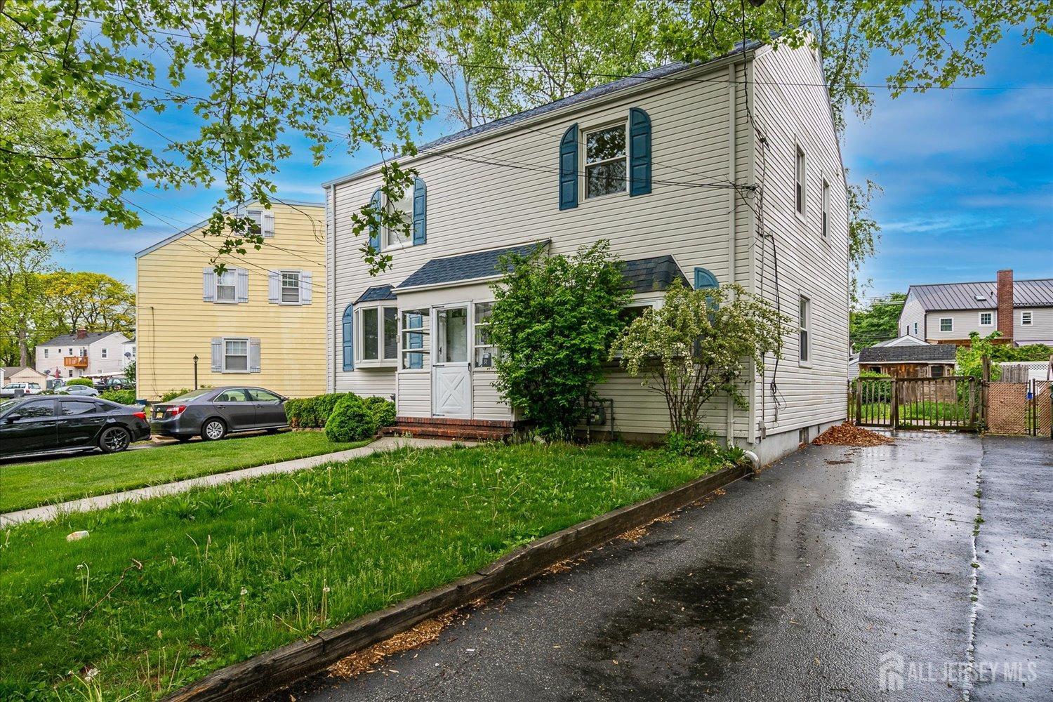 8 MacArthur Drive, Edison NJ 08837 - View 4