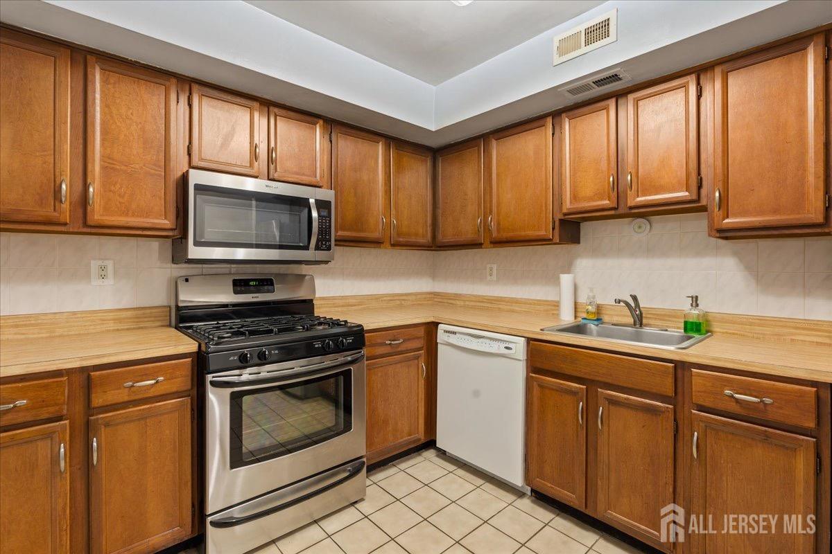 1213 Country Mill Drive, East Windsor NJ 08512 - View 5