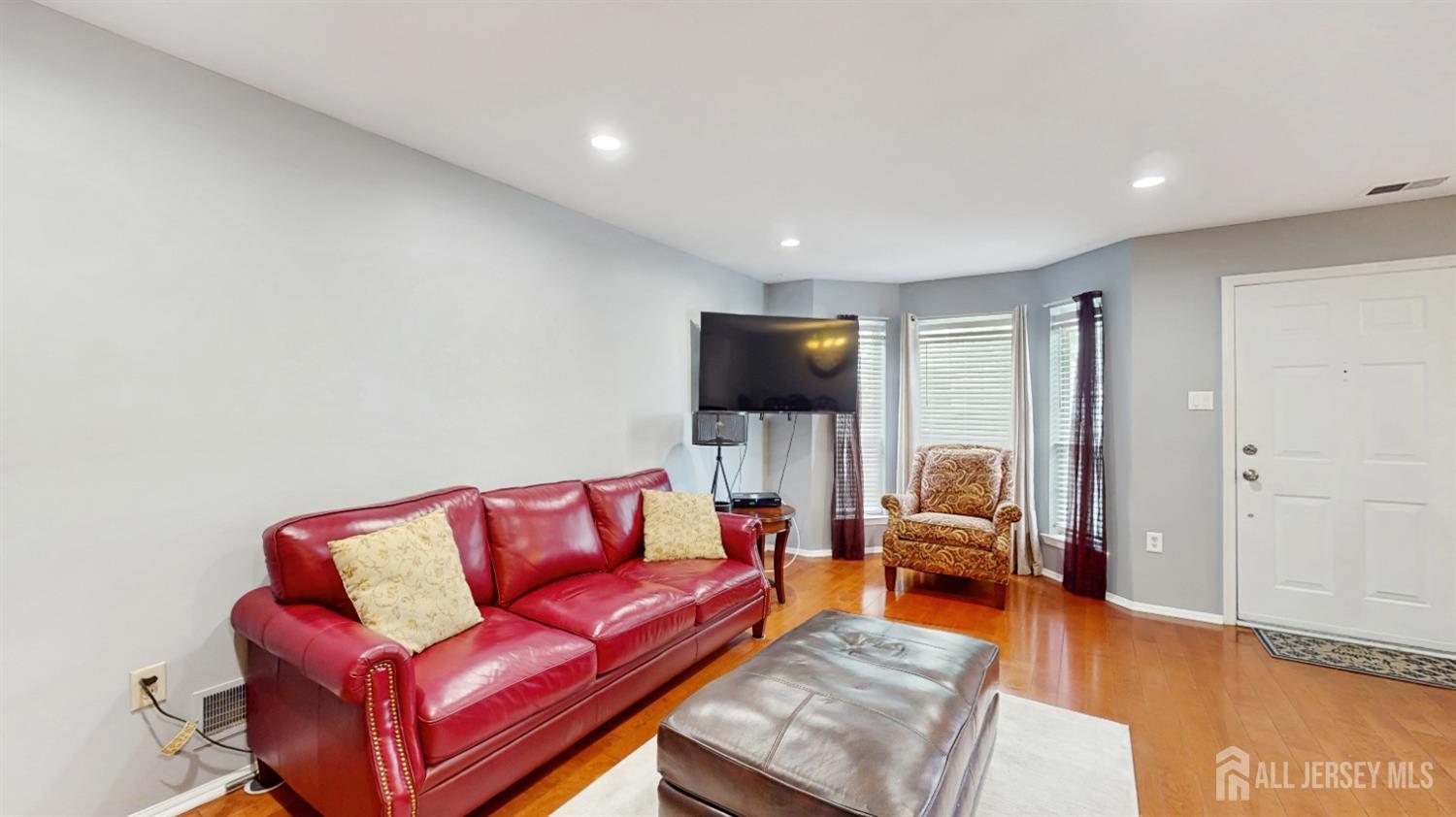 28 Clay Street, North Brunswick NJ 08902 - View 5