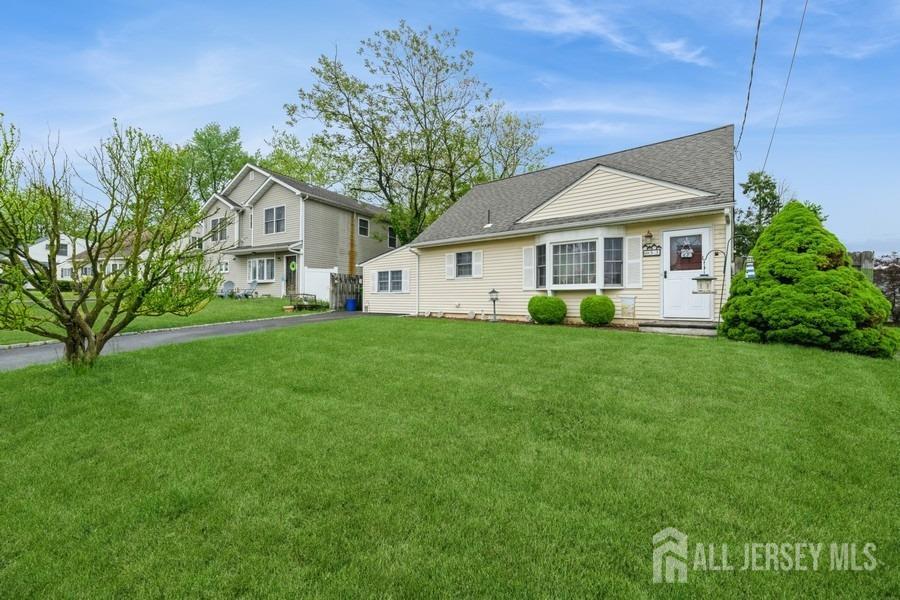 53 Cedar Terrace, Sayreville NJ 08859 - View 2