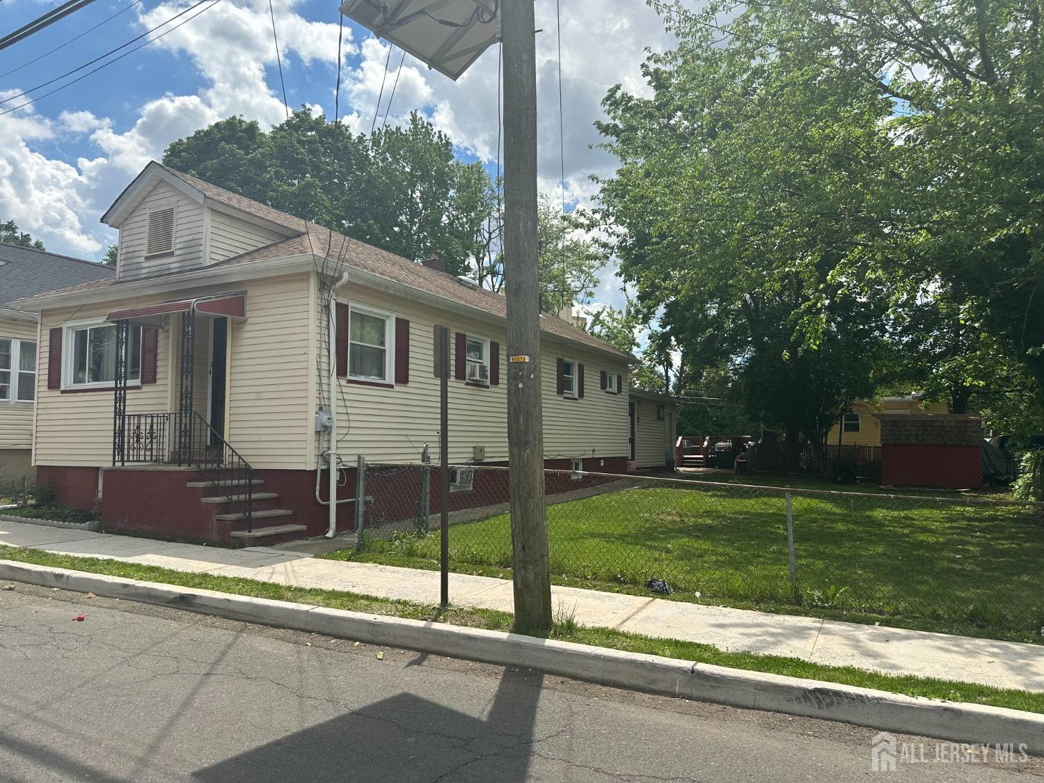 44 S Ward Street, New Brunswick NJ 08901 - View 3