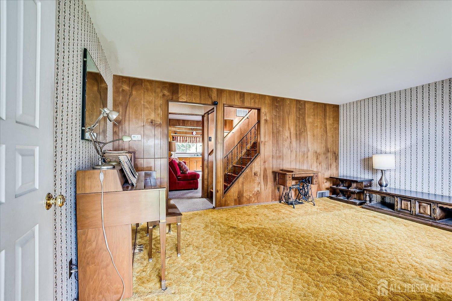12 N Pennington Road, New Brunswick NJ 08901 - View 4
