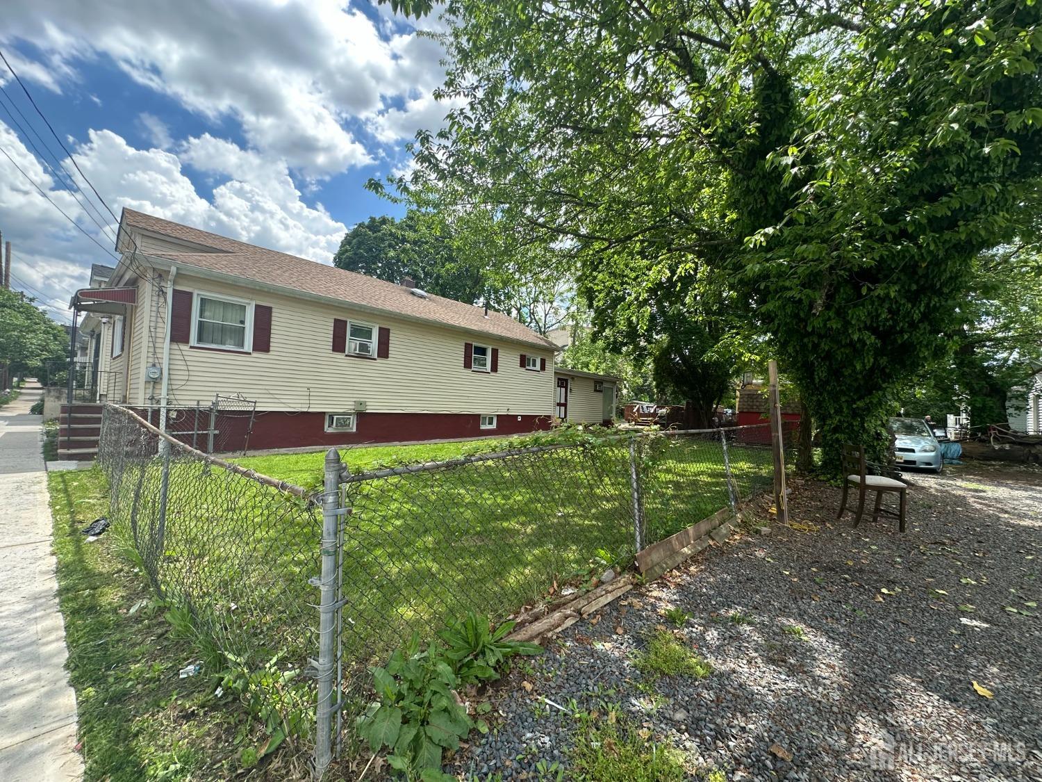 44 S Ward Street, New Brunswick NJ 08901 - View 4
