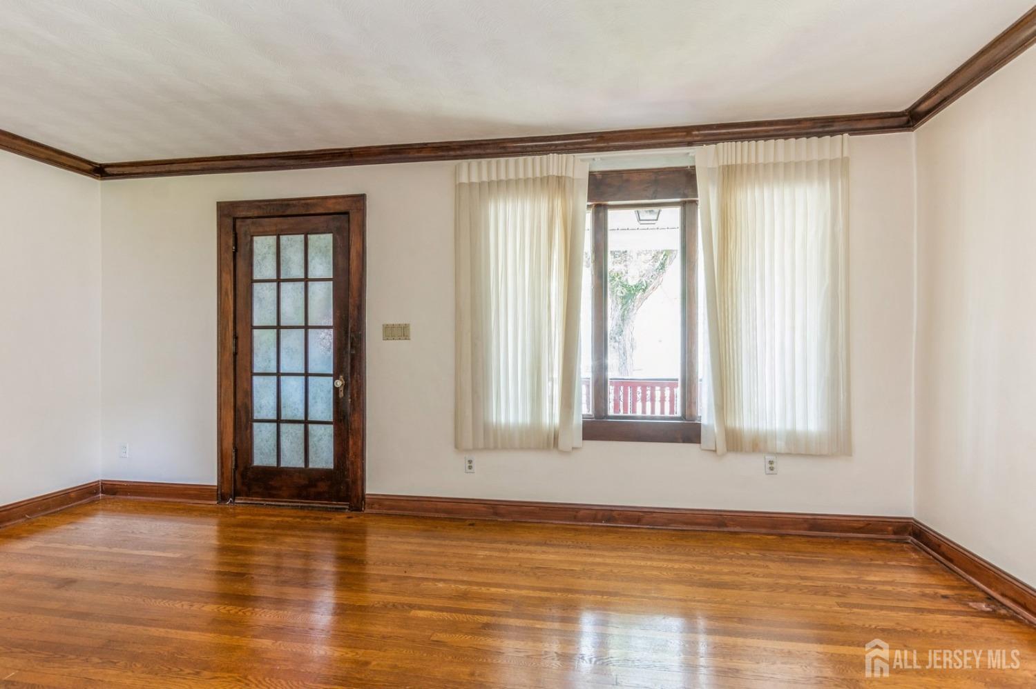 27 oakdale Avenue, Millburn NJ 07041 - View 5