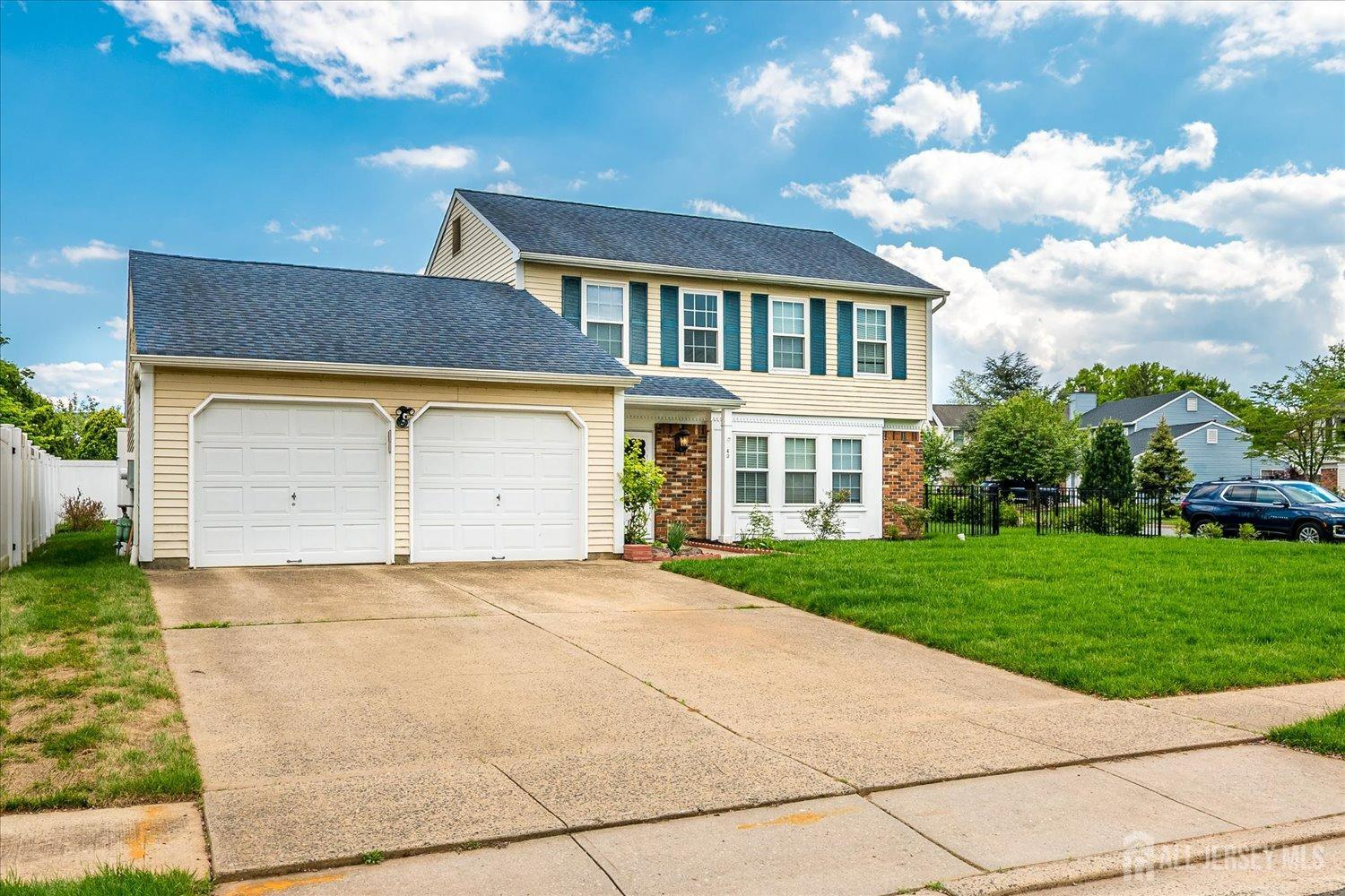 40 Azalea Drive, Edison NJ 08820 - View 2