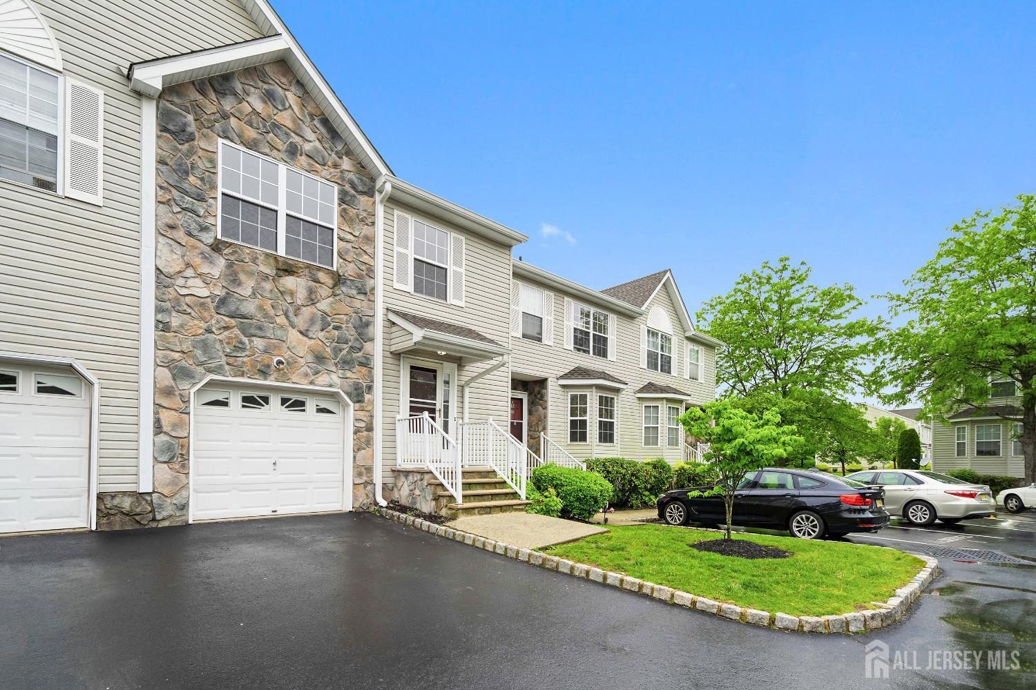 16 Ashley Court, Franklin NJ 08873 - View 3