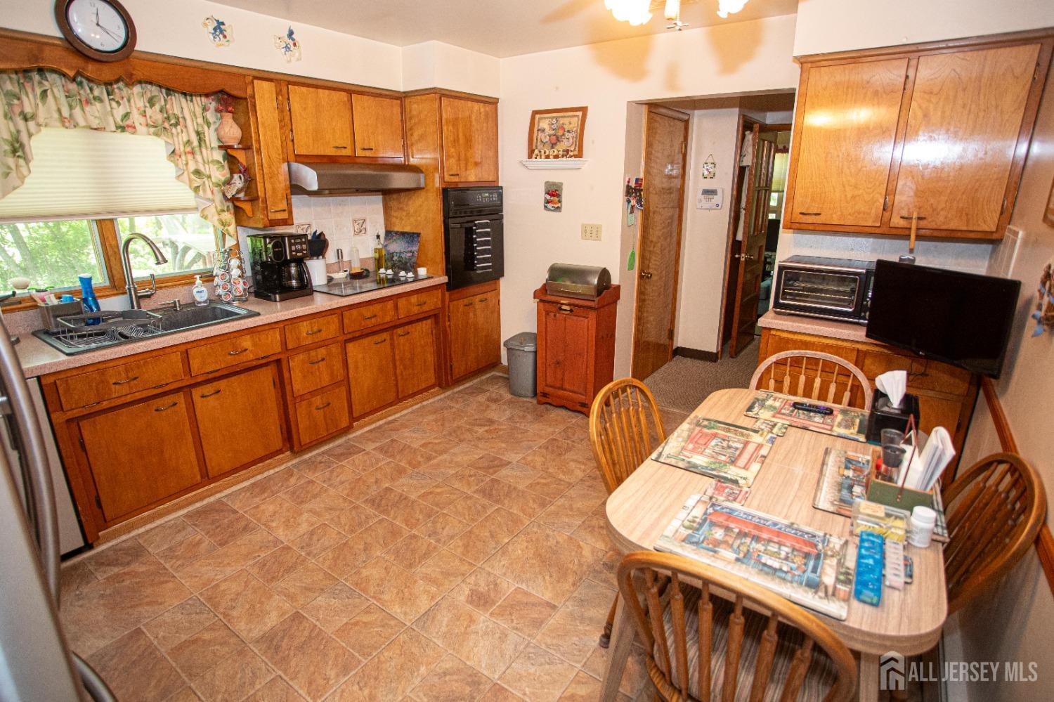 282 Bridgepoint Road, Montgomery NJ 08502 - View 4