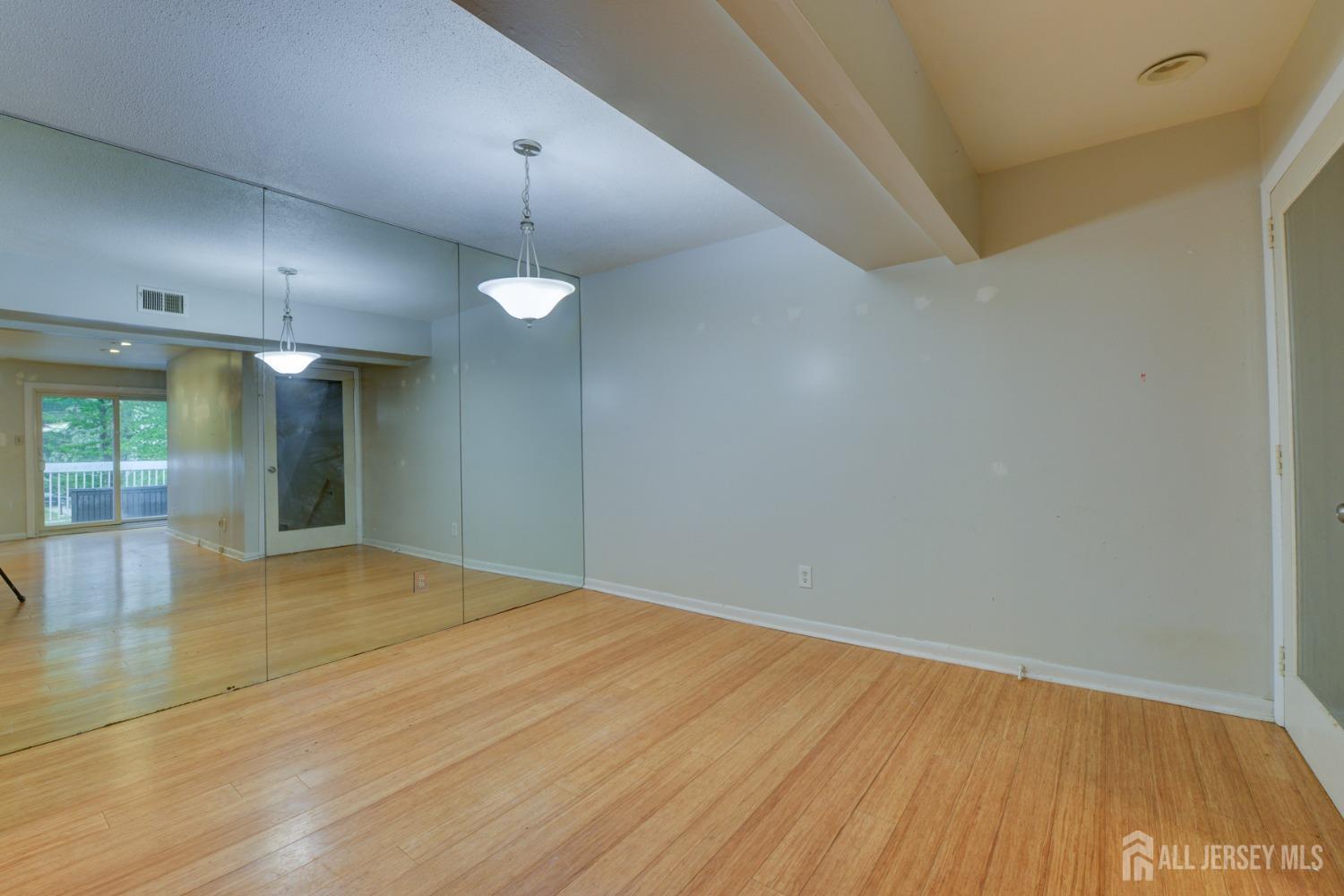 38 Wynwood Drive, South Brunswick NJ 08852 - View 3