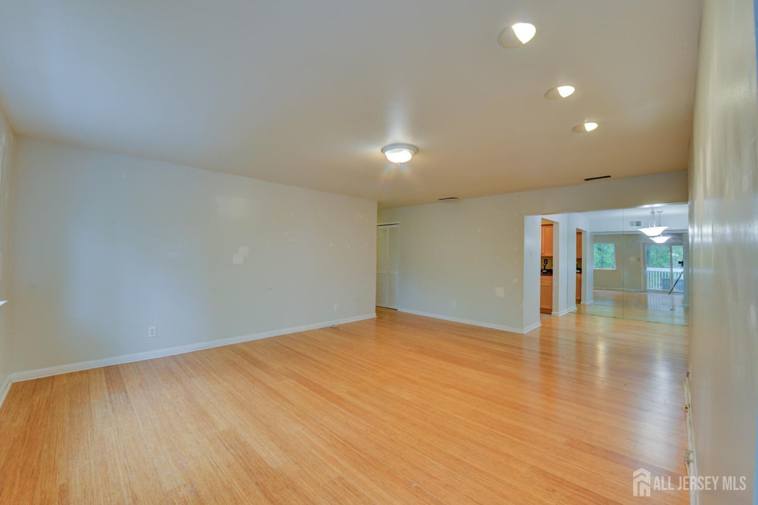 38 Wynwood Drive, South Brunswick NJ 08852 - View 5