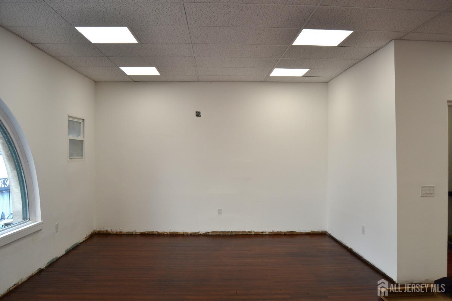 48 Commerce Street, Newark NJ 07102 - View 3